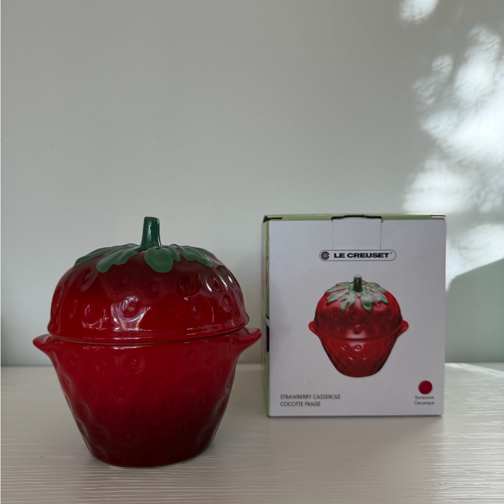 Le Creuset Strawberry Cocotte